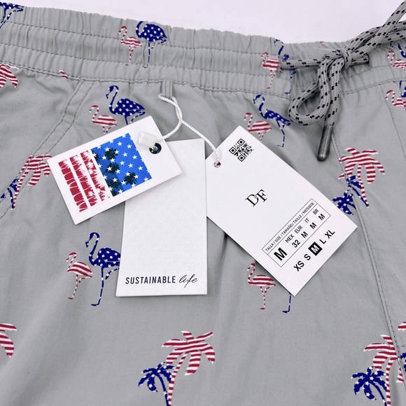 DENIM & FLOWER, RICKY SINGH, GREY WITH FLAMINGO & PALM TREES IN US FLAG, SIZE 32 - Picture 9 of 16